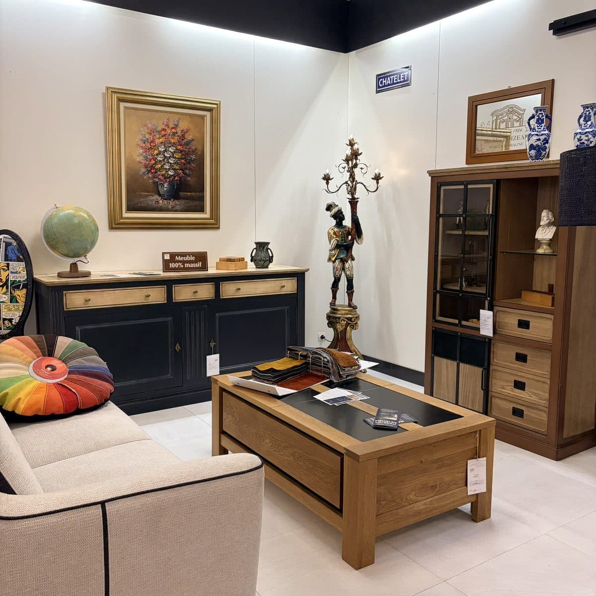Espace showroom, meubles massifs