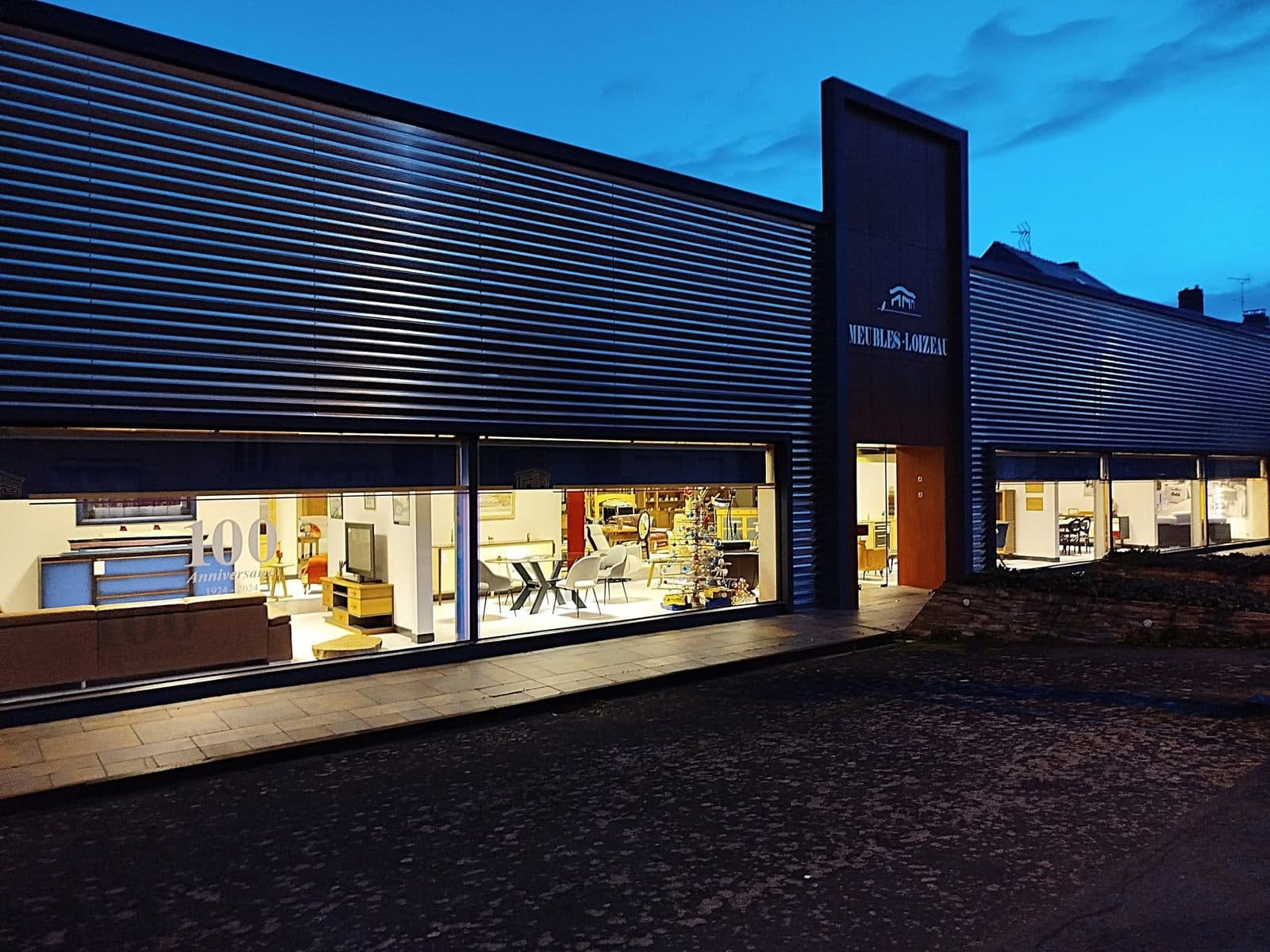 Showroom Meubles Loizeau de nuit, La Romagne